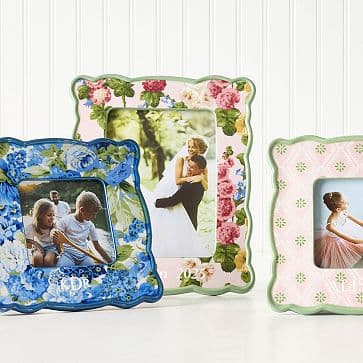 Sanderson Scalloped Ceramic Picture Frame